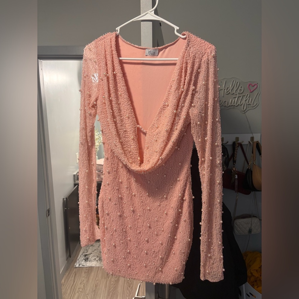 Oh Polly LONG SLEEVE DEEP PLUNGE MINI DRESS IN ROSE